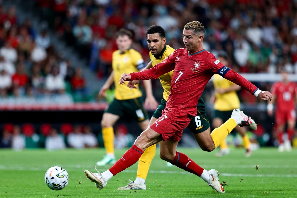 Portugal vence País de Gales na estreia de Jorge Jesus